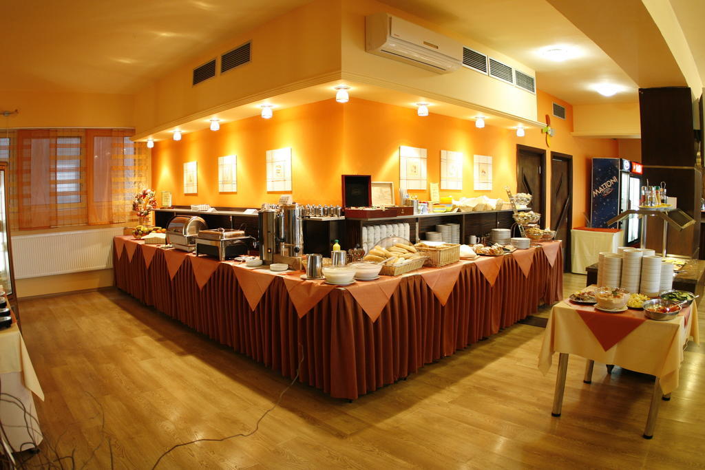 Wellness Hotel Diana Velke Losiny Ngoại thất bức ảnh